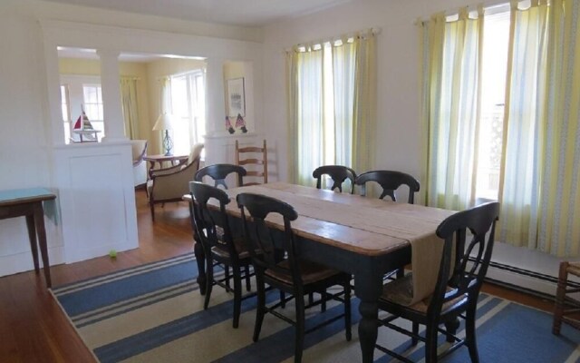 80 Highland Avenue - Three Bedroom House