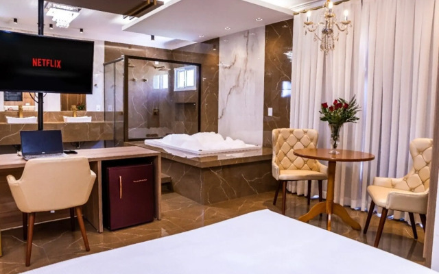 Ellus Hotel