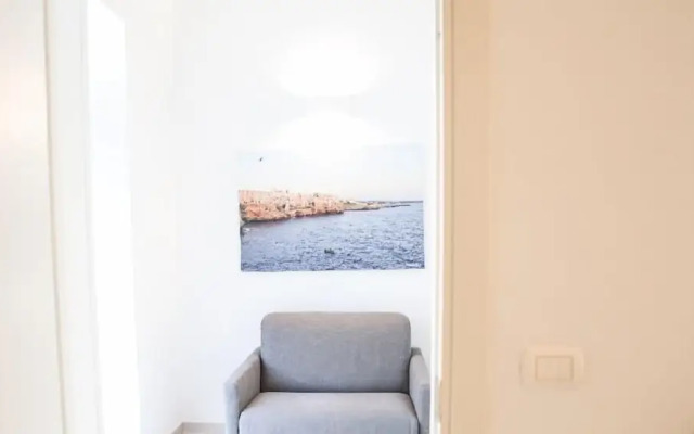 Ailanthus Holiday Suites