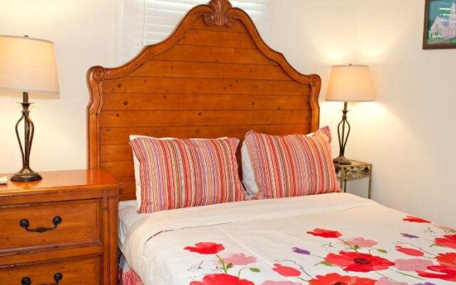 Seaport Inn