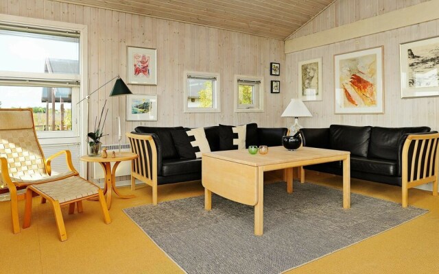 Gorgeous Seaside Holiday Home in Faaborg