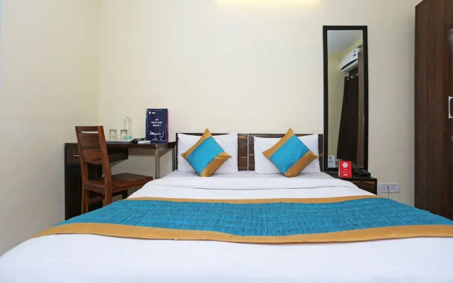 Oyo 4930 Home Stay Em Residency