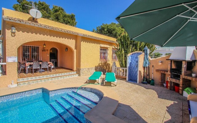 Sofia - holiday home with private swimming pool in Moraira