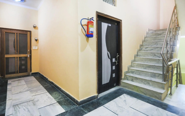 SPOT ON 74603 Hr Residency