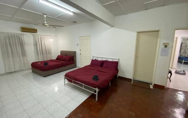 Warisan Bakti Homestay Taman Sri Watan Ampang