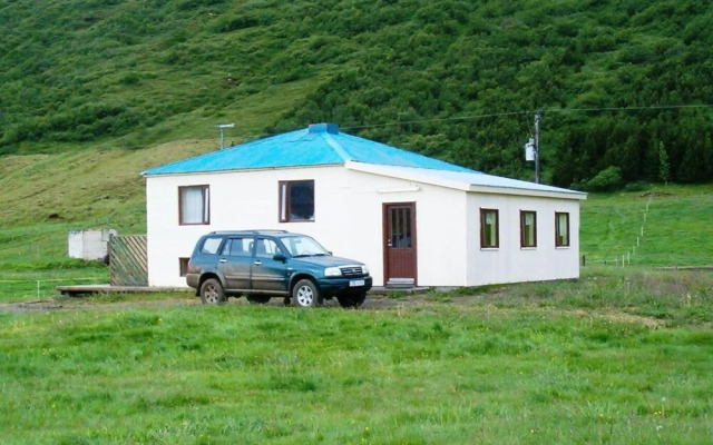 Sandhaugar Guesthouse