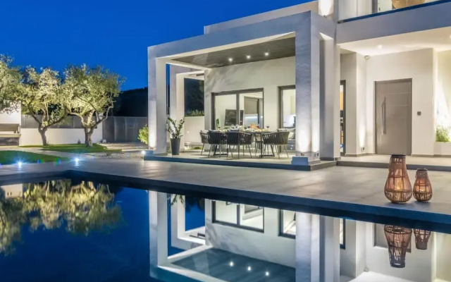 Villa Elysian in Psarou
