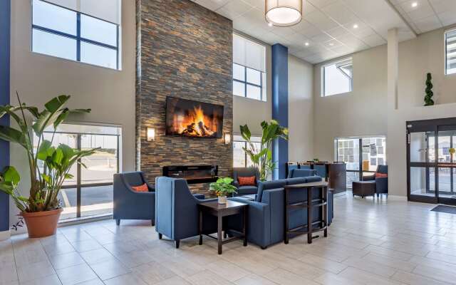 Comfort Suites St. Louis - Sunset Hills