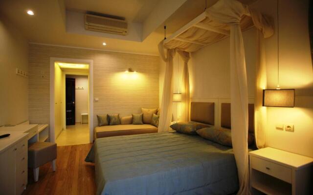 Mirini Hotel