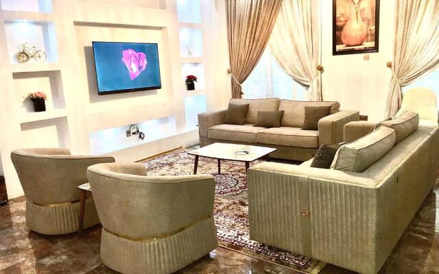 De-Omega Homes - Serviced Apartment Jahi, Abuja