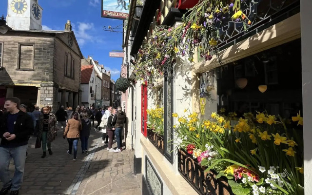 The Black Horse Inn
