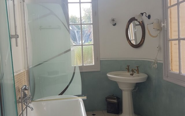 Château Belle Epoque - Chambres d'Hôtes & Gîtes