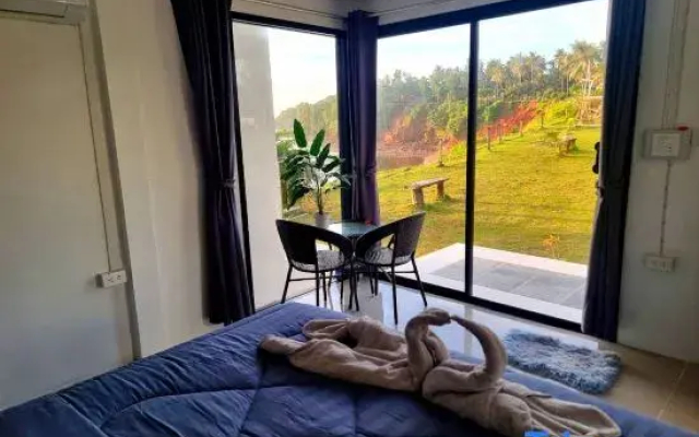 Room In front Beach