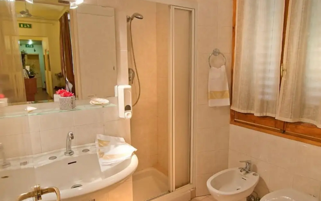 Florence Room