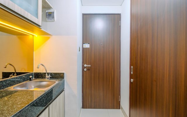 Warm And Minimalist Studio Room Transpark Cibubur Apartment