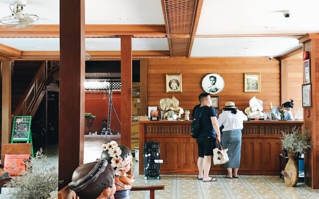 Baan U Sabai Boutique House