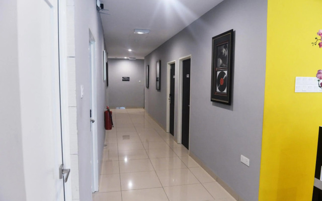 Brezza Hotel Sitiawan