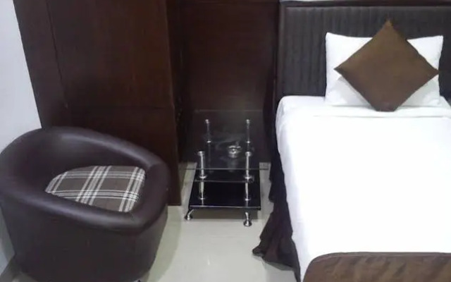 Abinand Grand