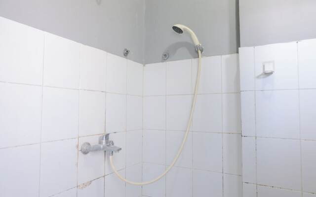 Tranquil Designed 2Br At Gateway Ahmad Yani Cicadas Apartment