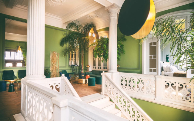 Aristide Hotel