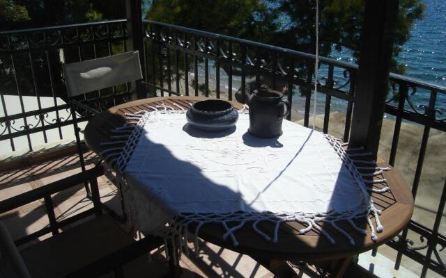 Stelios Seaside House