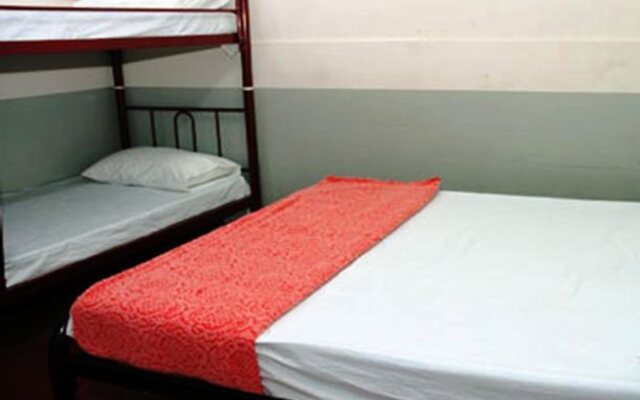 Stay-In Lodge