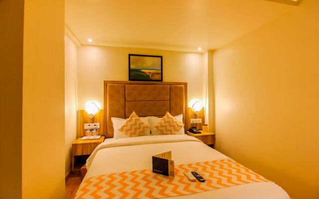 FabHotel Byaris International