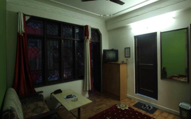 Hotel Pink House