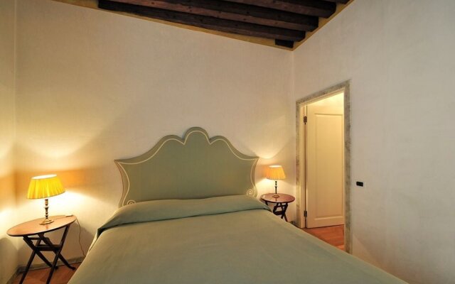 Sleep in Italy - San Marco Apartments