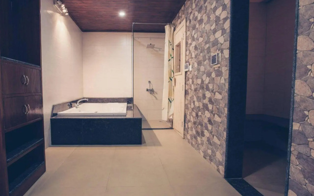 Blue Pine Resort