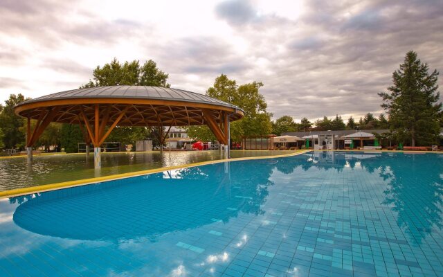 Hunguest Hotel Repce