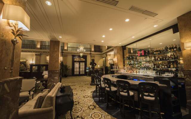 The Pfister Hotel