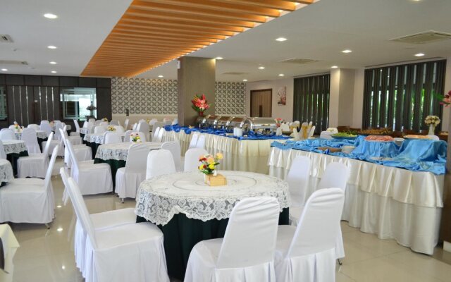 The Convenience Hotel