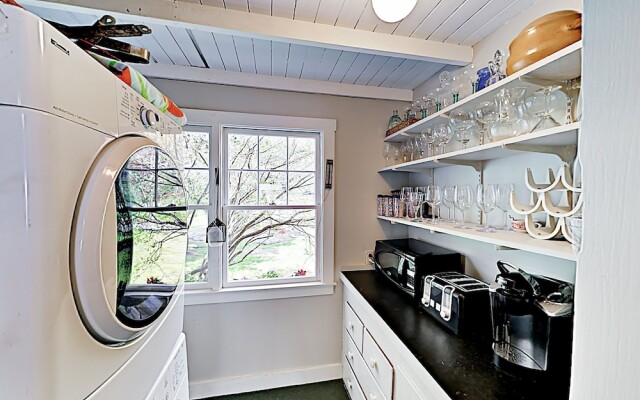 47 South Beach Rd Home