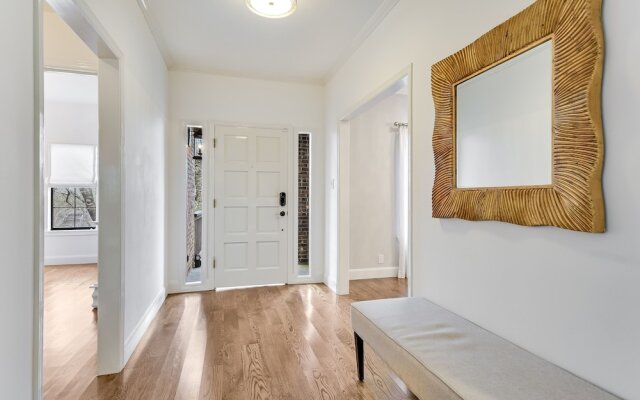 The Authentic Brickwood Retreat 4 Bedroom Home