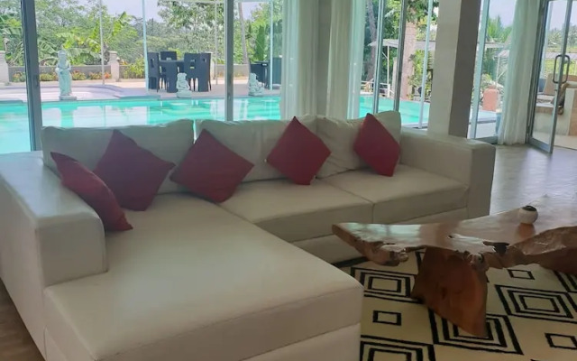 Villa Hati Indah