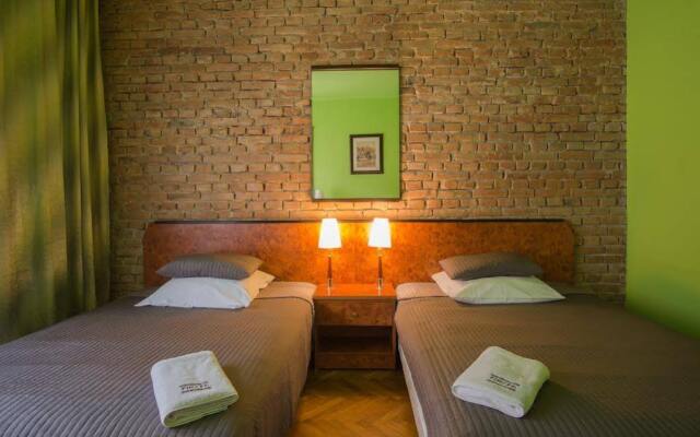 Finger Guest Rooms