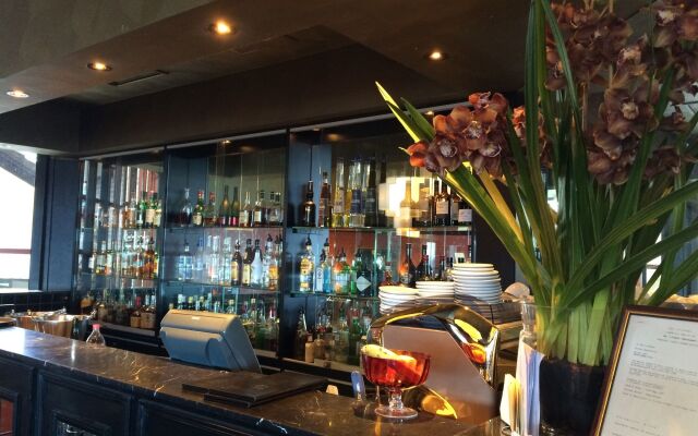 Echoes Boutique Hotel and Restaurant