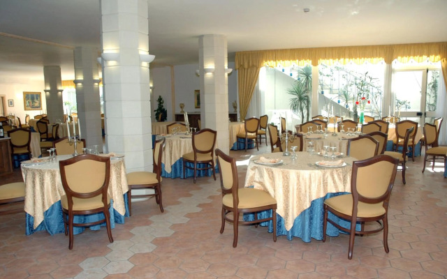 Hotel Selenia Residence