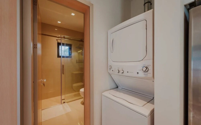 Arrival IN October: 20% Discount! at Waykiri Luxury Condos, Unit A-09