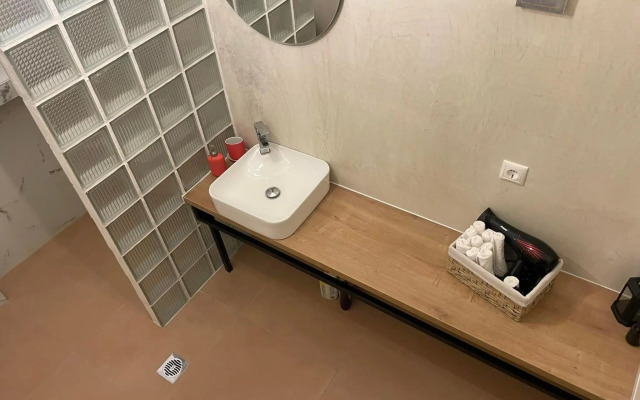 Athens Historical Centre 2 Bedroom Apt.