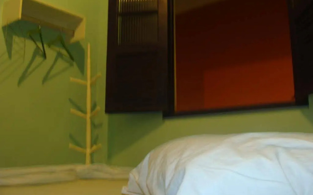 Samba Green Hostel