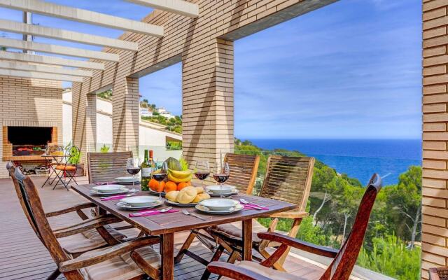 Villa Les Tintoreres