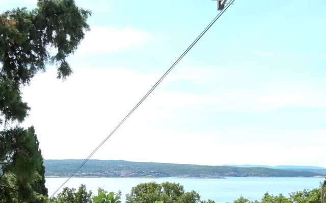 Warm and Welcoming Apartments With Sea View