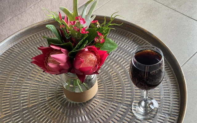 uSHAKA WATERFRONT - LUXURIOUS LAVISH LOOKER