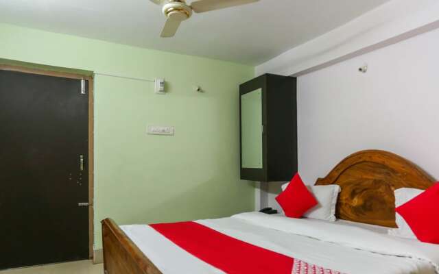 SPOT ON 32358 Sai Sadanand Residency