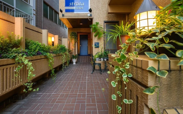 Strata Hotel