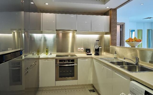 Dream Inn Dubai - Claren Downtown