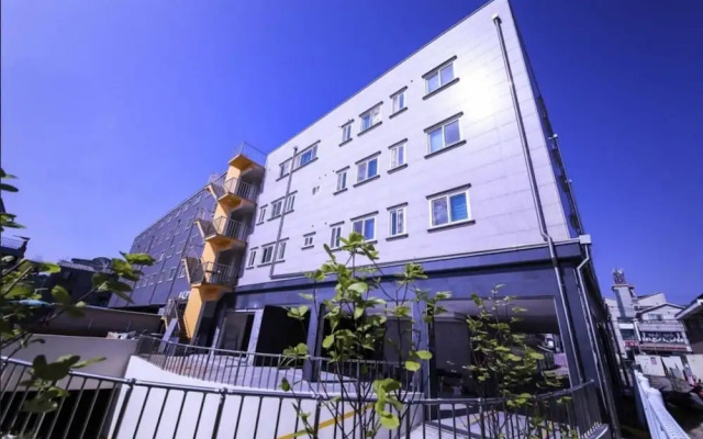 Daecheon 323 Condo
