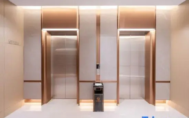 Osca International Hotel (Changping Dongguan East Station Branch)
